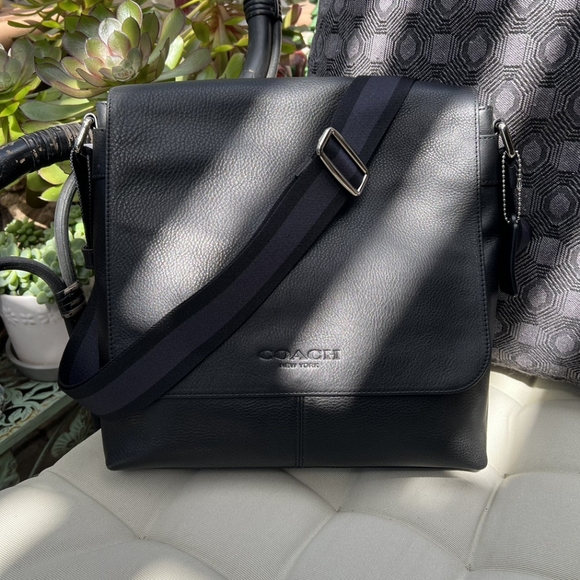 COACH F72108 SULLIVAN SMALL MESSENGER IN SPORT CALF LEATHER BLACK NWT - Picture 8 of 10